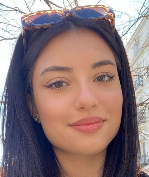 Zeynep Melisa G, İstanbul